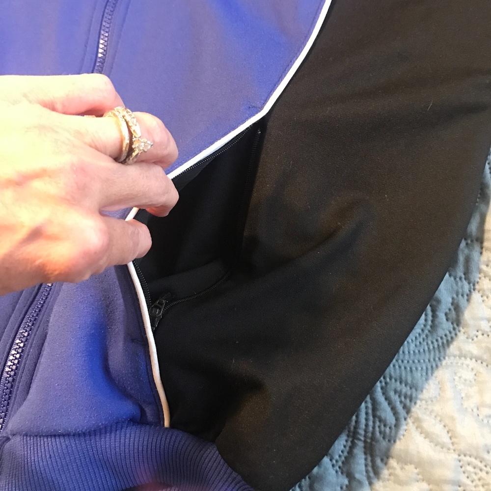 Vintage Adidas Women’s track suit - Picture 9 of 9